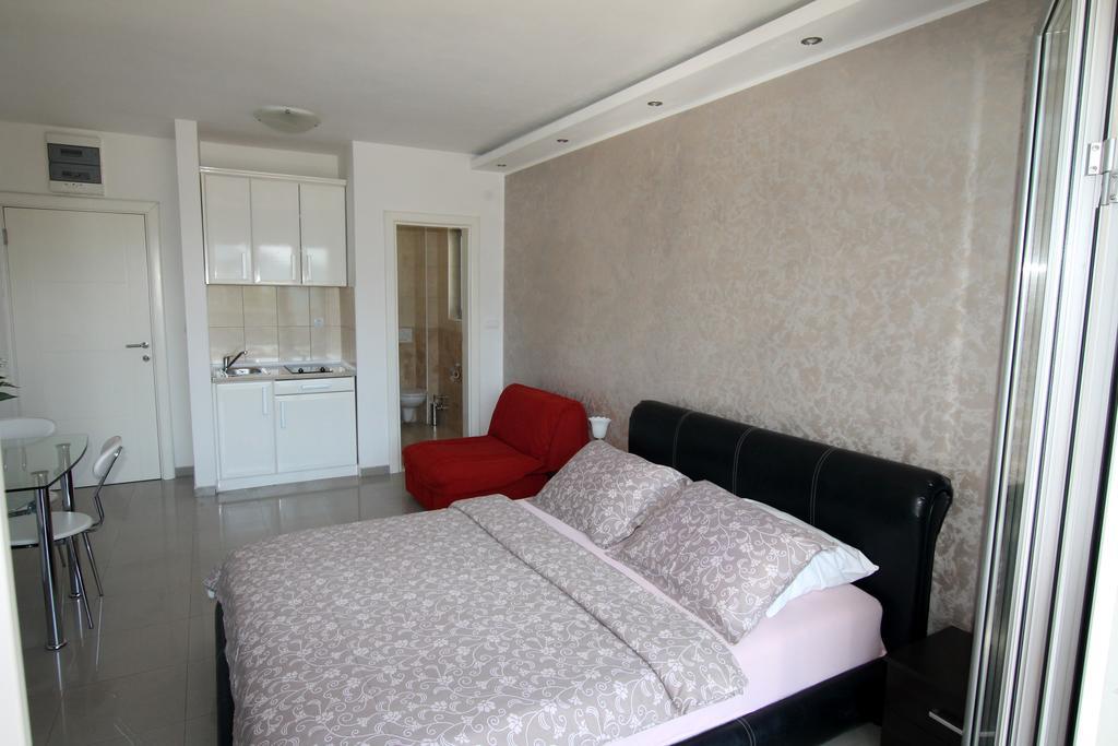 Montesun Residence Herceg Novi Exterior photo