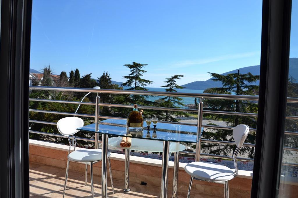 Montesun Residence Herceg Novi Room photo